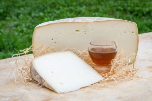 FORMAGGIO STAGIONATO